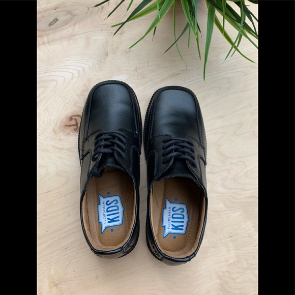Florsheim boys black dress shoes - Picture 12 of 14